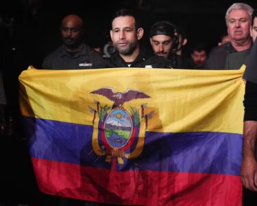 Carlos Vera UFC Vegas 104: Carlos Vera recibe bono de $50,000 dólares por espectacular finalización